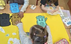 Klasa 1a świętuje Dzień Ziemi. (2)