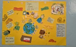 Klasa 1a świętuje Dzień Ziemi. (12)